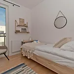Blueapart Hotelowe Nexo Ii Lägenhet