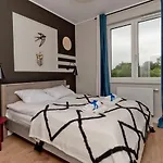 Blueapart Hotelowe Nexo Ii Lägenhet