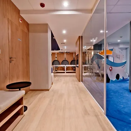 Blueapart Hotelowe Nexo Ii Apartment *