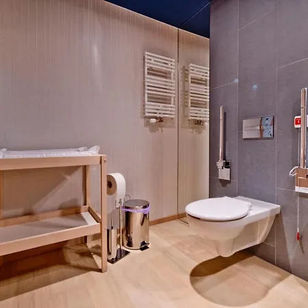 Blueapart Hotelowe Nexo Ii Apartment *