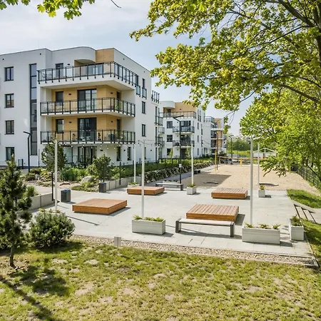 Blueapart Hotelowe Nexo Ii * Puck